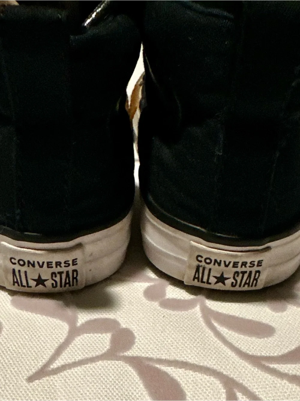 Converse Kids Black High-Top Sneakers size 8